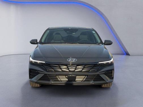 Ecotronic Gray 2026 Hyundai ELANTRA Limited