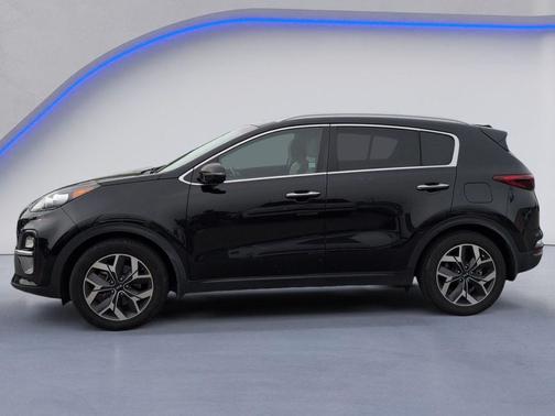 Black Cherry Pearl 2021 Kia Sportage EX