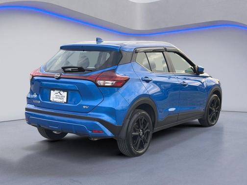 Electric Blue Metallic 2024 Nissan Kicks SV