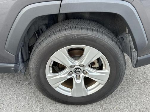 2019 Toyota RAV4 Hybrid LE
