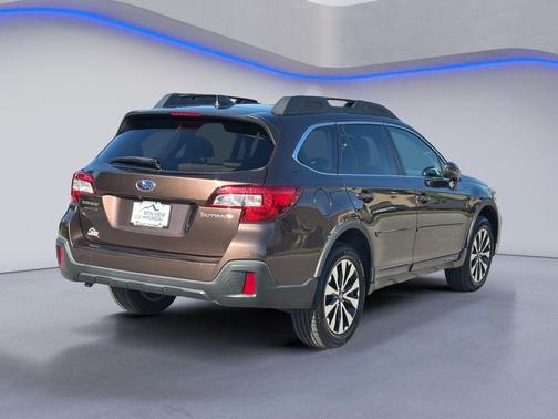 Cinnamon Brown Pearl 2019 Subaru Outback 2.5i Premium