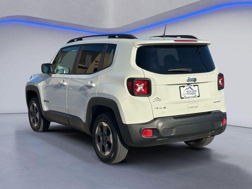 Alpine White 2018 Jeep Renegade Sport