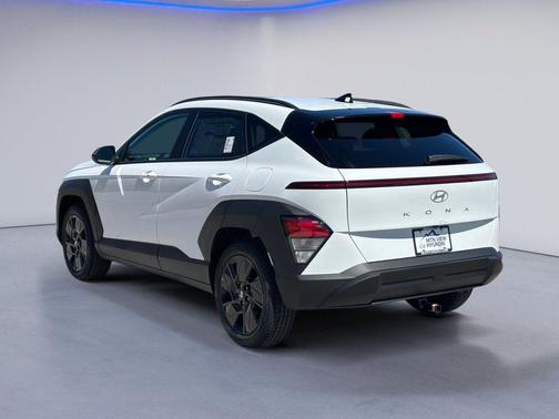 Atlas White 2026 Hyundai KONA SEL Sport