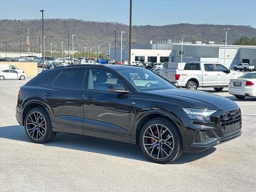2023 Audi Q8 55 Premium Plus