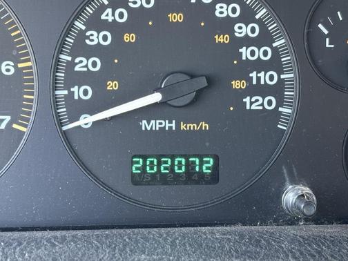 2003 Jeep Grand Cherokee Laredo