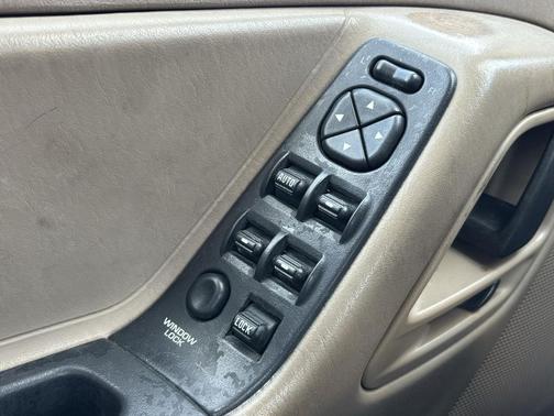 2003 Jeep Grand Cherokee Laredo