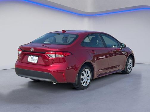 Pearl 2025 Toyota Corolla LE