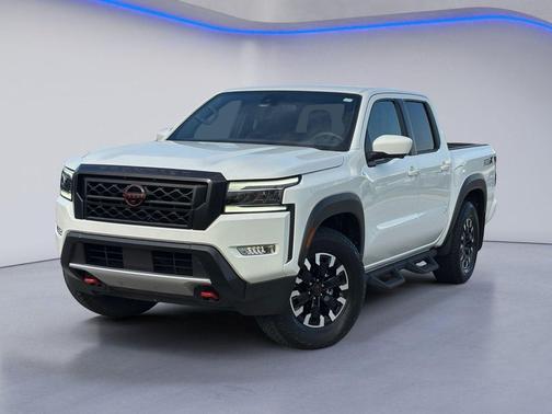 Glacier White 2024 Nissan Frontier PRO-X