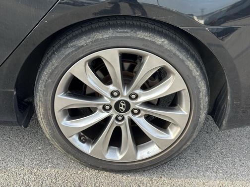 2013 Hyundai SONATA SE