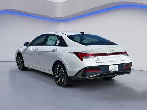 2026 Hyundai ELANTRA HEV Limited