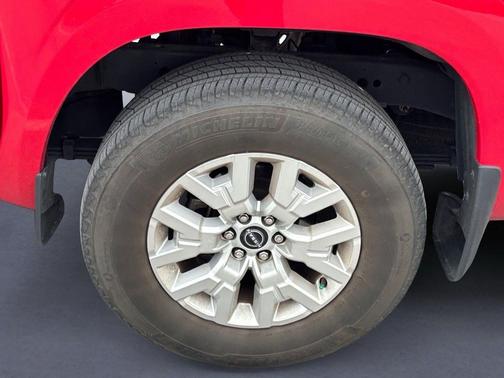 Red Alert 2022 Nissan Frontier SV