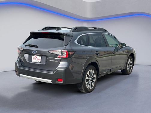 Magnetite Gray Metallic 2023 Subaru Outback Limited