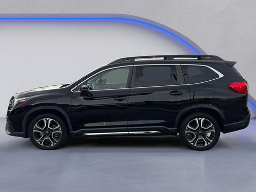 Crystal Black Silica 2023 Subaru Ascent Limited 7-Passenger