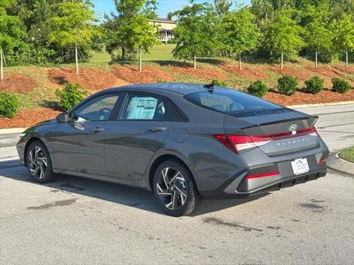 2025 Hyundai ELANTRA Sport