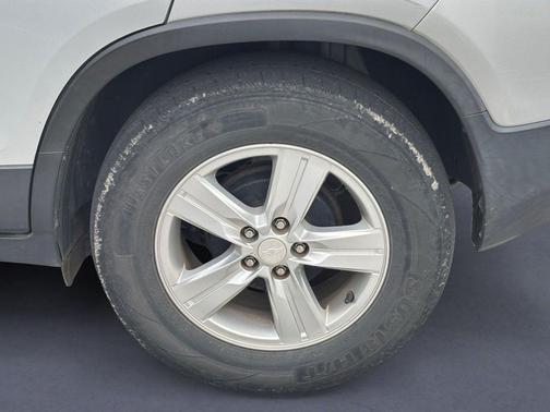 Silver Ice Metallic 2016 Chevrolet Trax LT