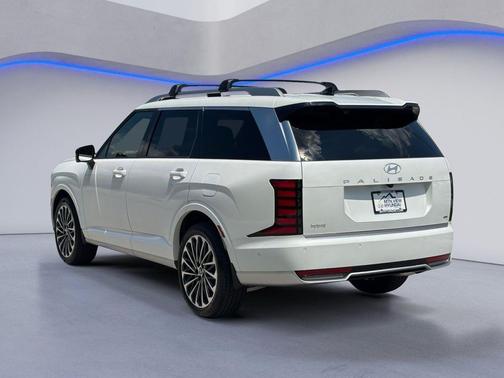 Creamy White Pearl 2027 Hyundai Palisade Hybrid Calligraphy