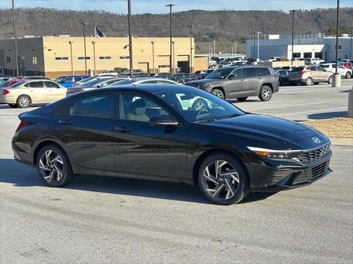 2025 Hyundai ELANTRA Sport