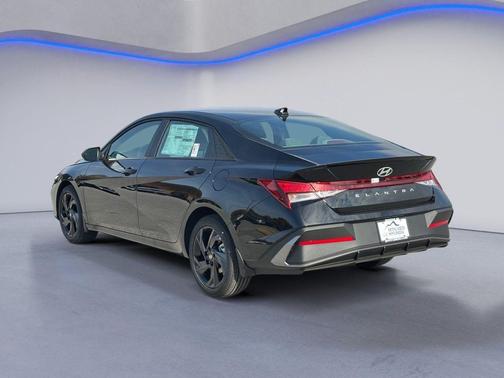 Abyss Black 2026 Hyundai ELANTRA Sport