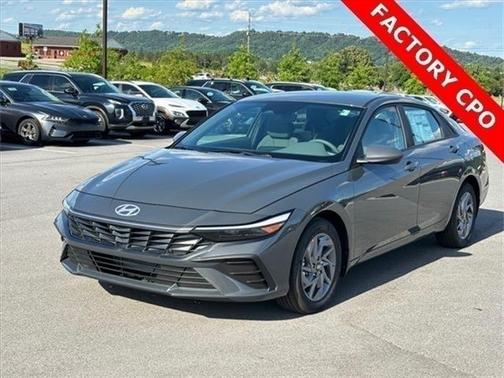 2024 Hyundai ELANTRA SEL