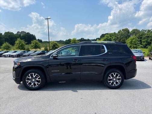2023 GMC Acadia AWD SLT
