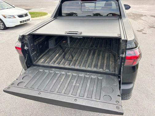 Phantom Black 2024 Hyundai SANTA CRUZ SEL