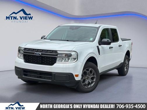 Oxford White 2024 Ford Maverick XLT