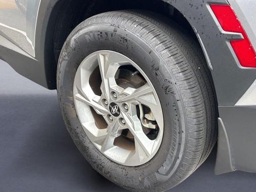 Shimmering Silver 2024 Hyundai TUCSON SEL