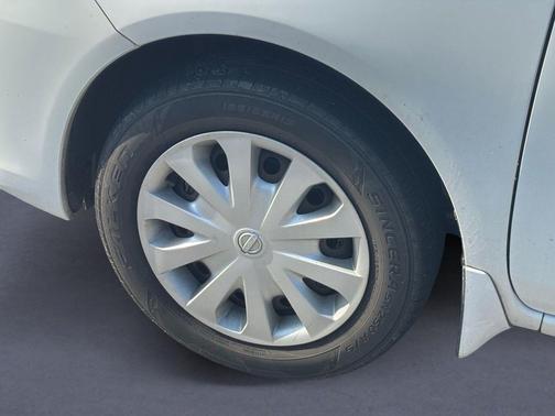 Fresh Powder 2015 Nissan Versa 1.6 SV
