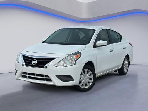 Fresh Powder 2015 Nissan Versa 1.6 SV