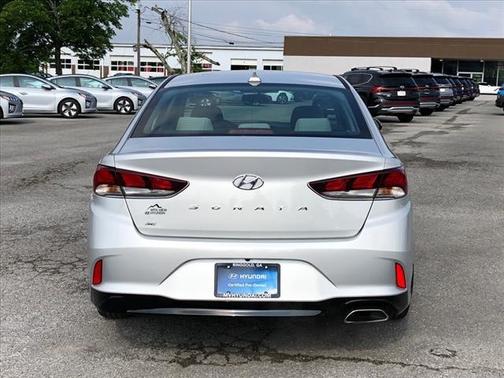 Symphony Silver 2019 Hyundai SONATA SE