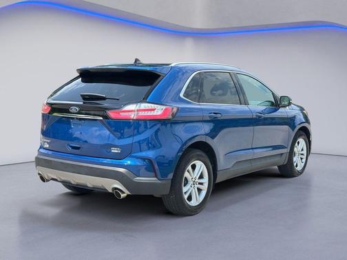 Blue Metallic 2020 Ford Edge SEL