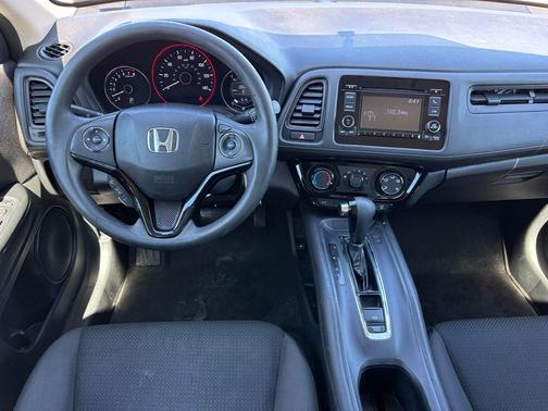 2022 Honda HR-V LX