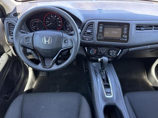 2022 Honda HR-V LX