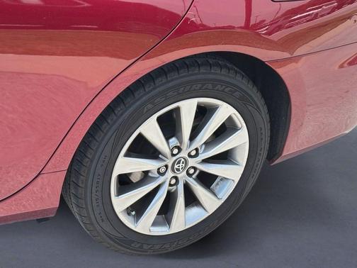 Ruby Flare Pearl 2017 Toyota Camry XSE