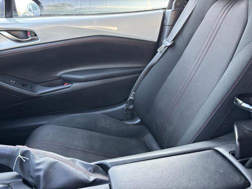 2016 Mazda MX-5 Miata Club