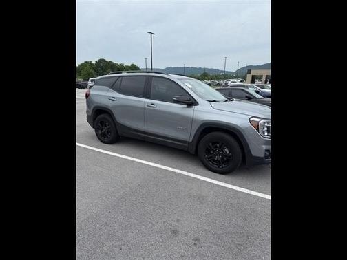 2024 GMC Terrain AWD AT4