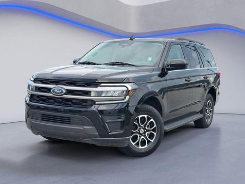 Black Metallic 2024 Ford Expedition XLT