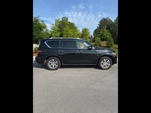 2017 INFINITI QX80 Base