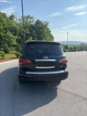 2017 INFINITI QX80 Base