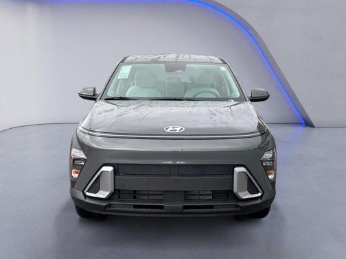 Ecotronic Gray Pearl 2026 Hyundai KONA SE