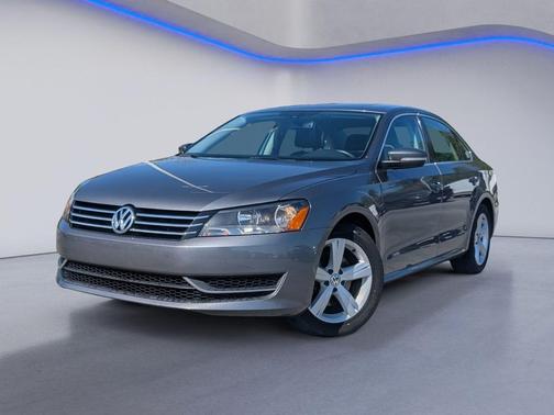 2013 Volkswagen Passat 2.5 SE