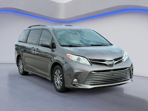 Predawn Gray Mica 2020 Toyota Sienna XLE Premium