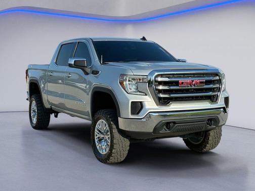 Quicksilver Metallic 2019 GMC Sierra 1500 SLE