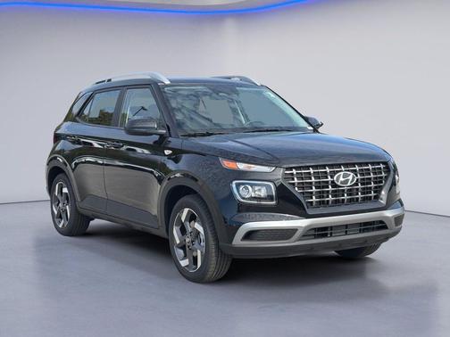 Onyx Black 2026 Hyundai VENUE SEL