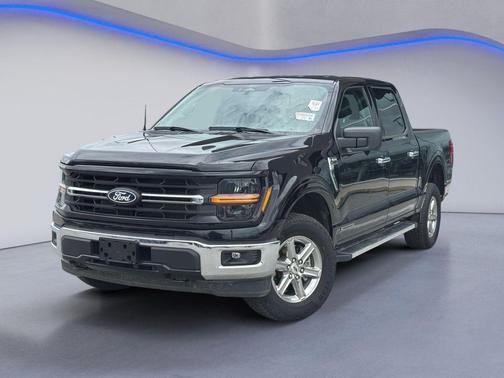 Black Metallic 2025 Ford F-150 XLT
