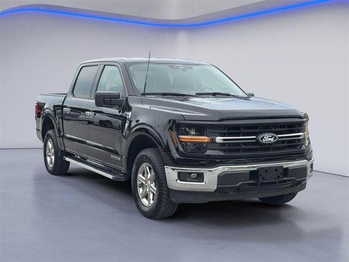Black Metallic 2025 Ford F-150 XLT
