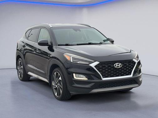 Black Noir Pearl 2020 Hyundai TUCSON Sport