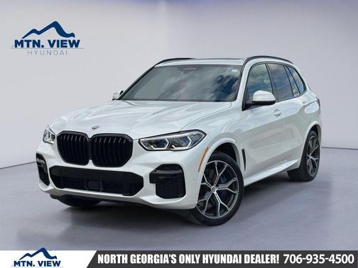 Mineral White Metallic 2023 BMW X5 M50i