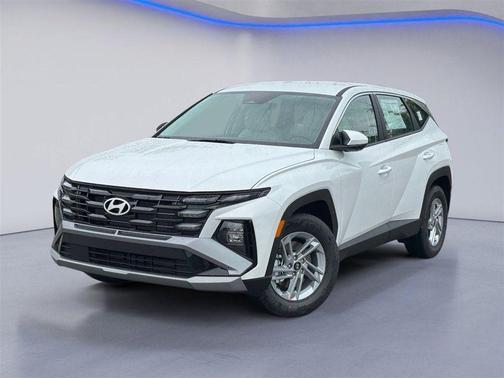 Serenity White Pearl 2026 Hyundai TUCSON SE