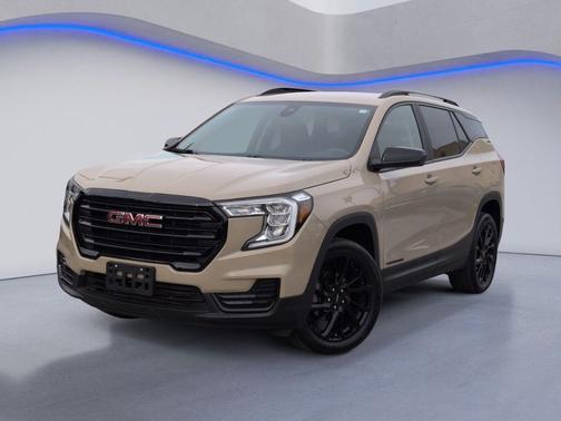 Desert Sand Metallic 2023 GMC Terrain SLE
